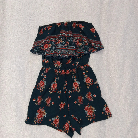 5 for $10 Charlotte Russe Dark Teal Floral Sleeveless Romper Size Small - Picture 2 of 11